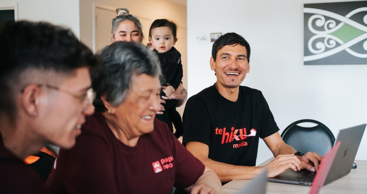 Un modelo de IA en lengua māori avanza en la preservación del idioma indígena de Nueva Zelanda