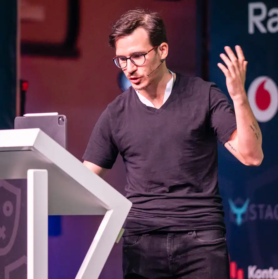 Swizec Teller, de ingeniero frustrado a visionario tecnológico