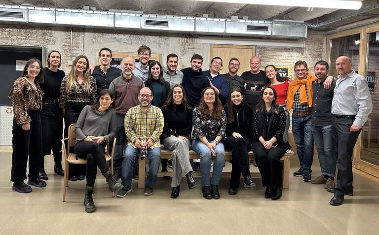 El argentino que revoluciona la medicina con corazones digitales en Barcelona