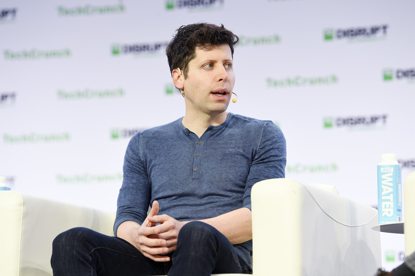 Sam Altman sale en defensa de OpenAI tras el fenómeno DeepSeek