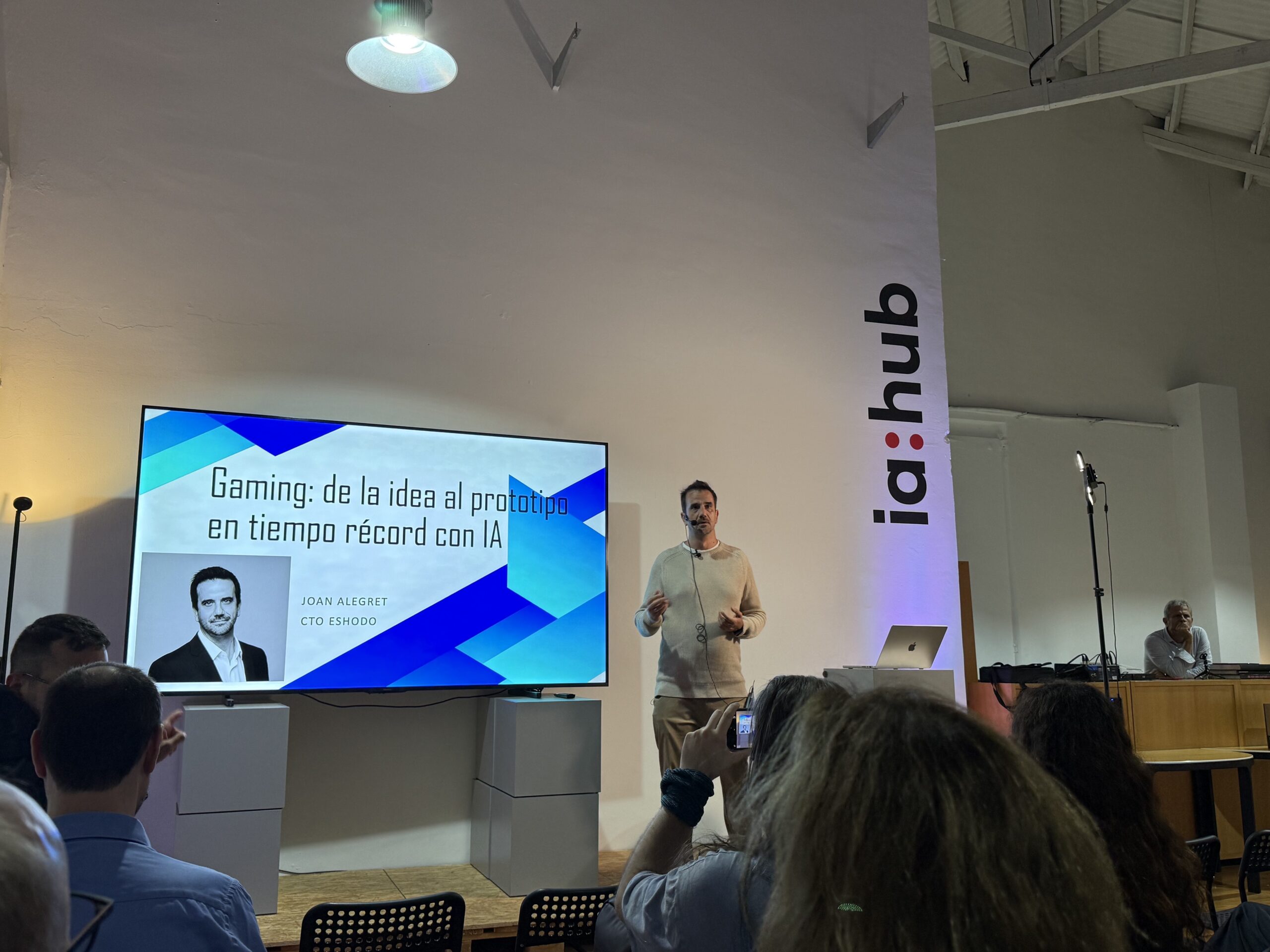 Joan Alegret: “Puedes generar un videojuego con IA, pero no va a emocionar”